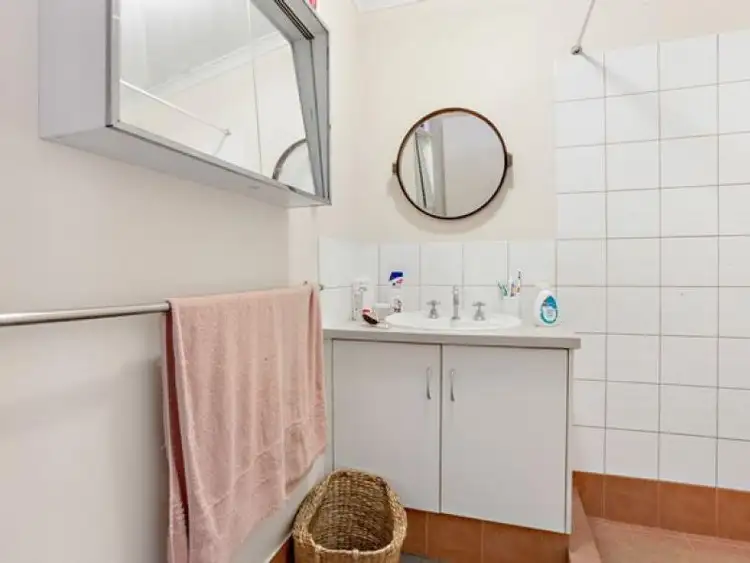 Sixth view of Homely villa listing, 8D Goodwyn Close, Millars Well WA 6714