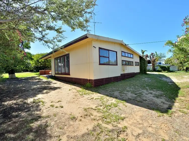4 Kybra Street, Falcon WA 6210