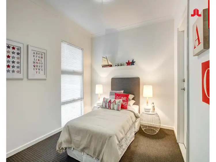 Sixth view of Homely house listing, 9 Furioso Green, Baldivis WA 6171