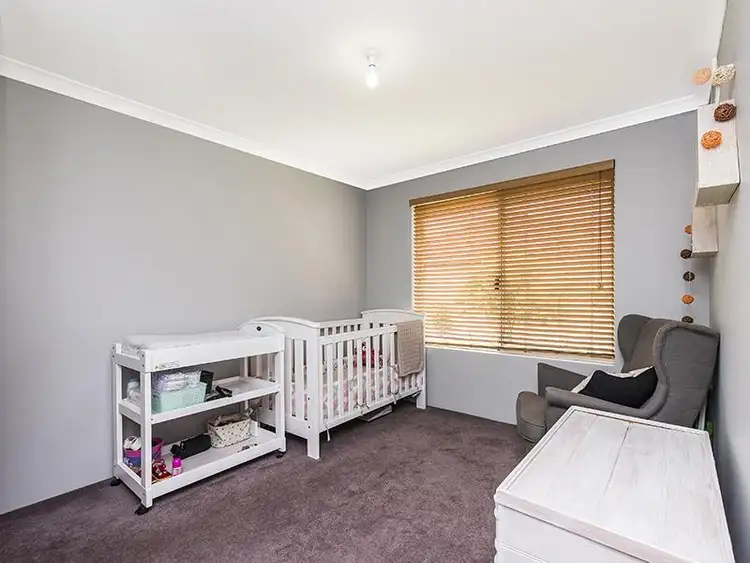 Fifth view of Homely house listing, 2 Willerin Mews, Maida Vale WA 6057