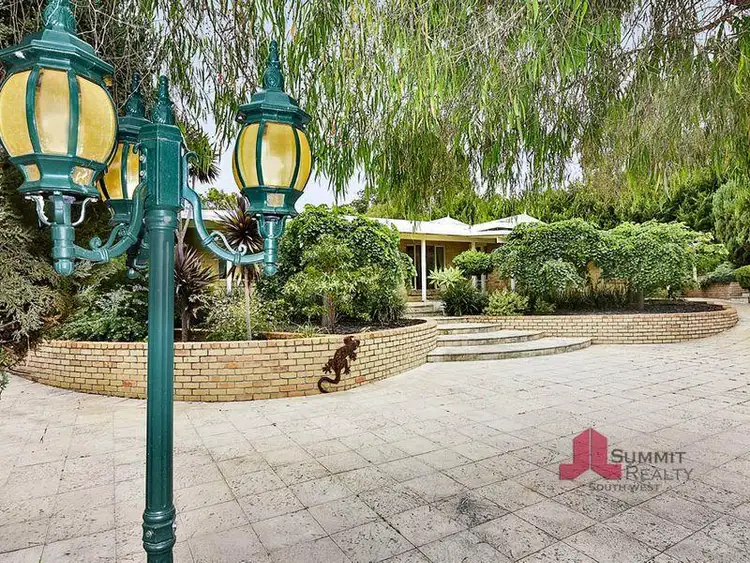 Fourth view of Homely house listing, 1 Hudson Place, Leschenault WA 6233