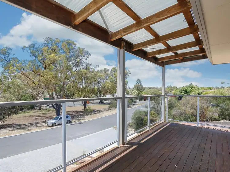 Second view of Homely house listing, 5 Natica Place, Mullaloo WA 6027