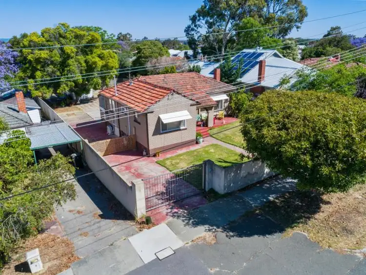 8 Riverview Road, East Victoria Park WA 6101