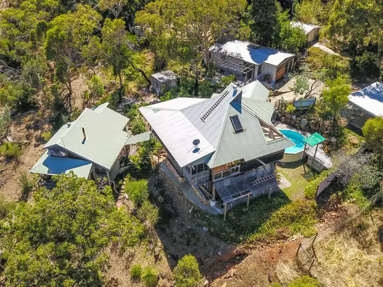 40 Contour Road, Roleystone WA 6111