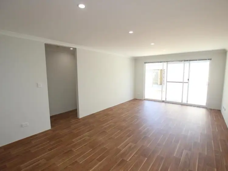 Seventh view of Homely house listing, 27 Kangaroo Avenue, Kwinana Town Centre WA 6167