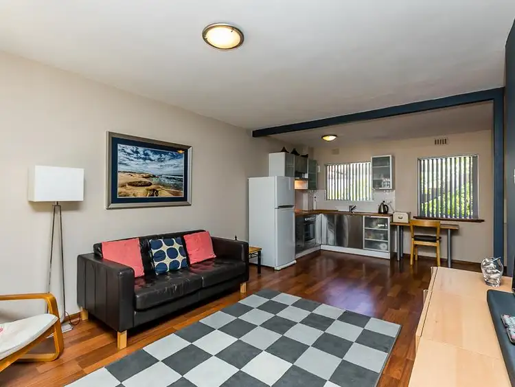 Fifth view of Homely villa listing, 4/32 Hastings Street, Scarborough WA 6019