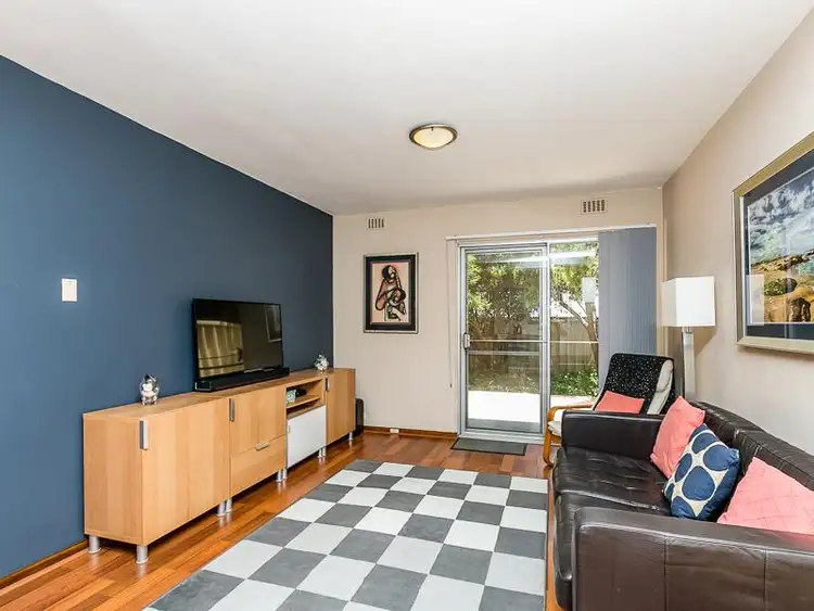 Sixth view of Homely villa listing, 4/32 Hastings Street, Scarborough WA 6019