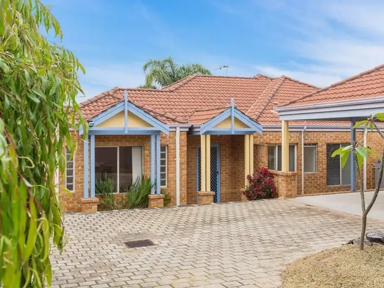 8A Yeovil Crescent, Bicton WA 6157