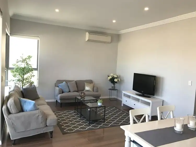 Fourth view of Homely apartment listing, 1/2 Fluorite Way, Carine WA 6020