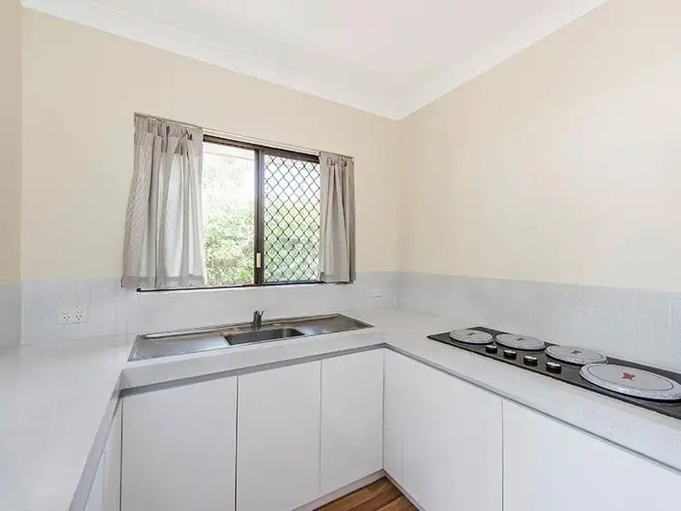 Seventh view of Homely house listing, 2/3 Birdwood Circus E, Bicton WA 6157