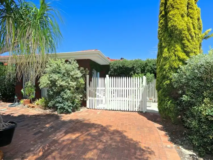 Second view of Homely semi-detached listing, 25 GRANT ST, Woodlands WA 6018