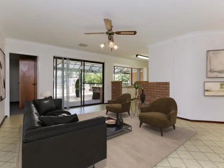 Third view of Homely house listing, 7 Felicia Place, Camillo WA 6111