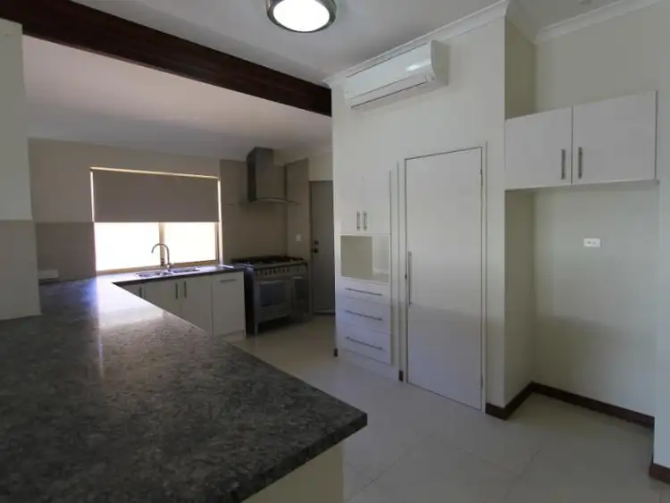 79 Star Bush Crescent, Ellenbrook WA 6069