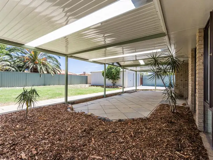 Fifth view of Homely house listing, 28 Hemingway Drive, Camillo WA 6111