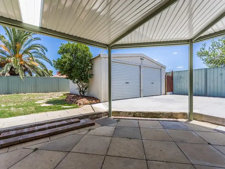 Sixth view of Homely house listing, 28 Hemingway Drive, Camillo WA 6111