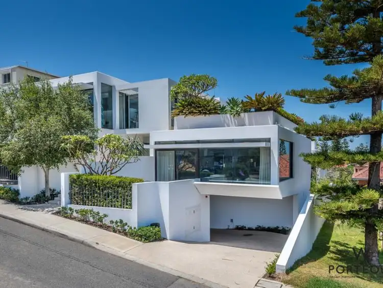 4/16 Overton Gardens, Cottesloe WA 6011