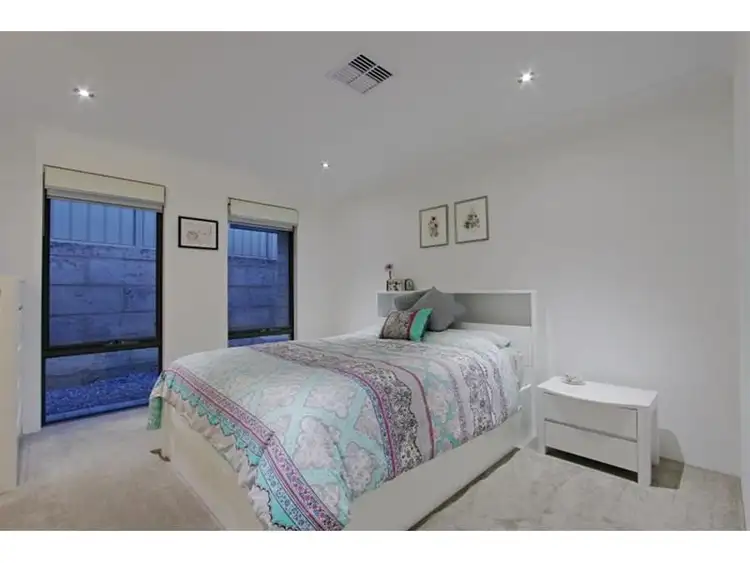 Seventh view of Homely house listing, 12 Apium Mews, Munster WA 6166