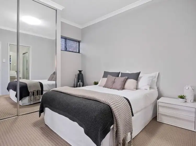 Fifth view of Homely apartment listing, 6/4 Broadway, Bassendean WA 6054