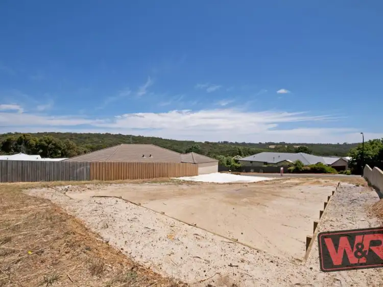 4a McWhae Drive, Spencer Park WA 6330