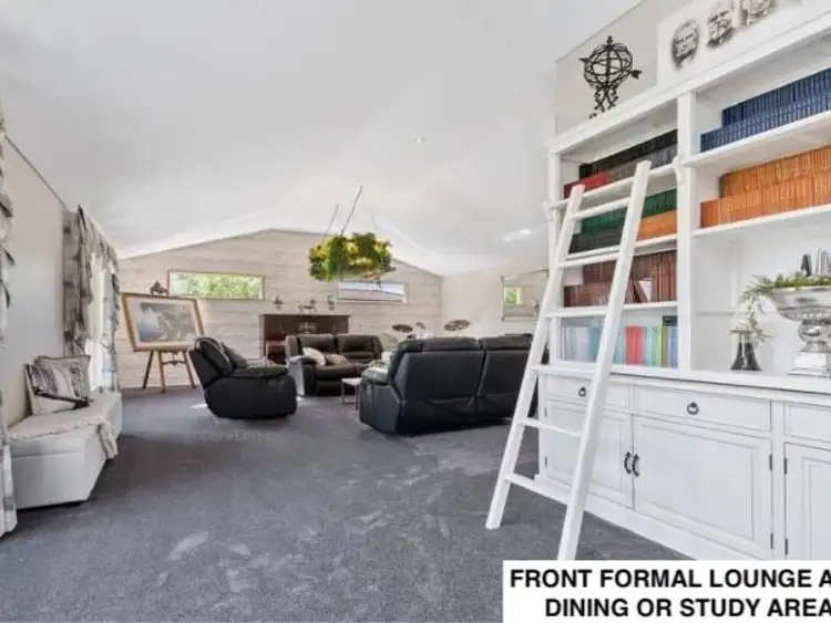 Fourth view of Homely house listing, 5 Hayle Court, Willetton WA 6155