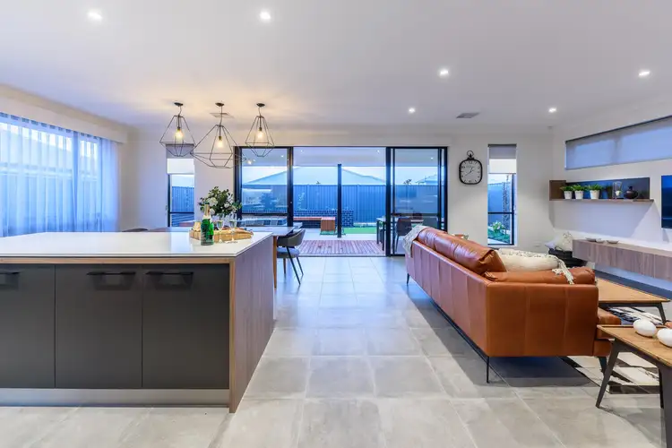 Sixth view of Homely house listing, 8 Pallium Way, Jindalee WA 6036