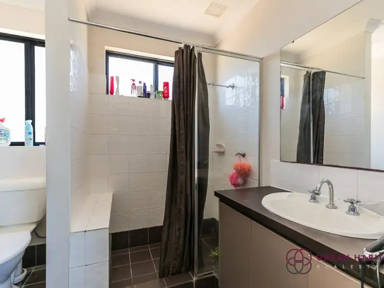 Fifth view of Homely house listing, 8 Wedgetail Crescent, Success WA 6164