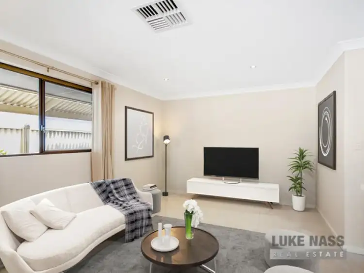 Fourth view of Homely house listing, 7 Guinivere  Way, Camillo WA 6111