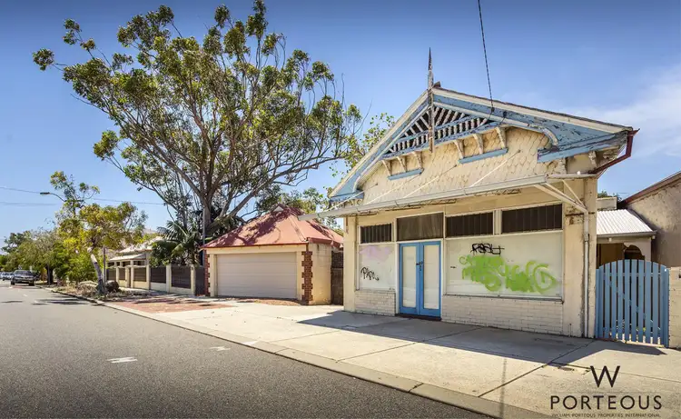 72 Wray Avenue, Fremantle WA 6160
