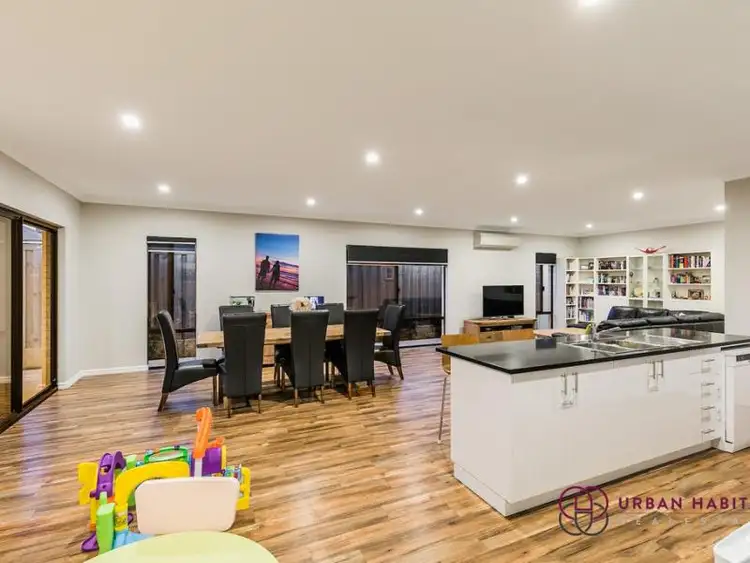 Fifth view of Homely house listing, 43 Sapphire Chase, Wellard WA 6170