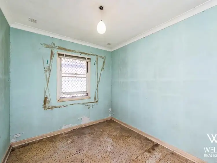 Third view of Homely house listing, 5 Casey Street, Cloverdale WA 6105