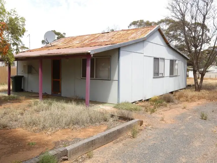 45 Angove Street, Norseman WA 6443