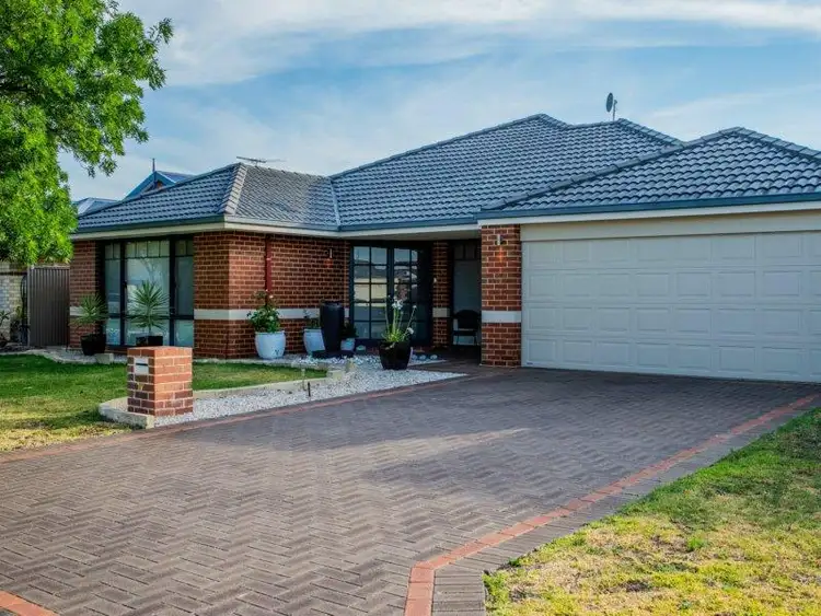 17 Glenorchy Road, Southern River WA 6110