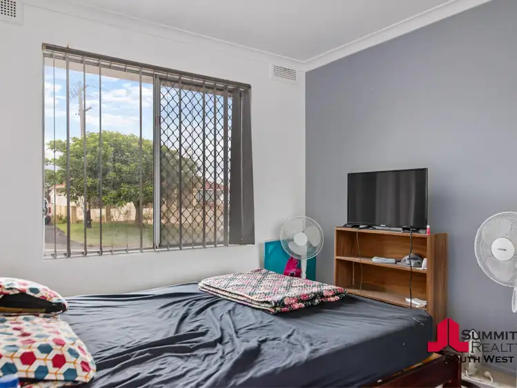 Fifth view of Homely unit listing, 4/21 Greensell Street, Bunbury WA 6230