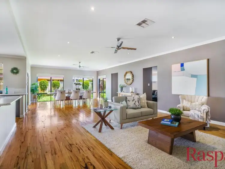 Second view of Homely house listing, 33 Frankenia Turn, Success WA 6164