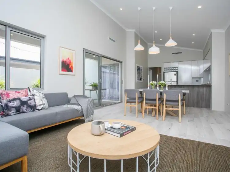 Fifth view of Homely house listing, 4 Windermere Boulevard, Aveley WA 6069