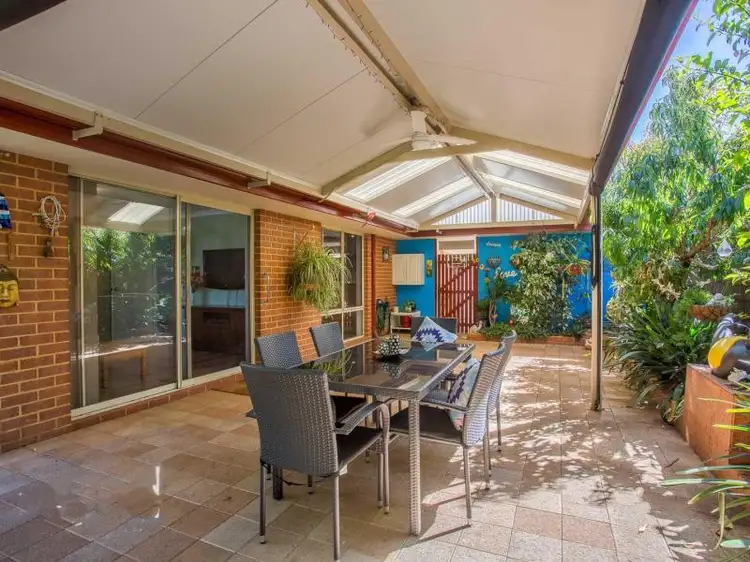 19A Kemmish Crescent, Melville WA 6156