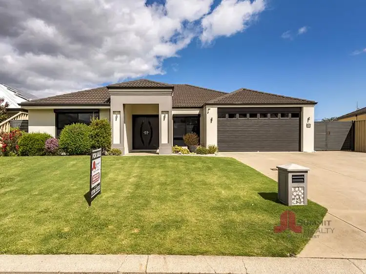 4 Apsley Circle, Millbridge WA 6232