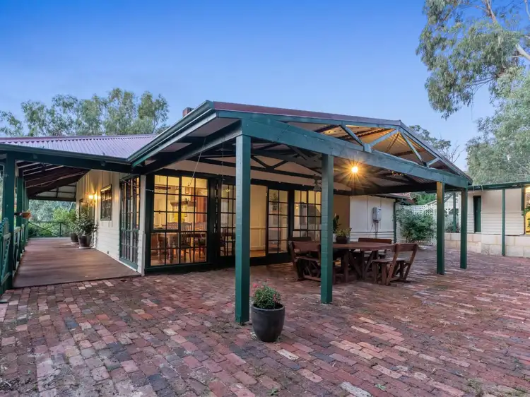 21 Sherborne Road, Gooseberry Hill WA 6076