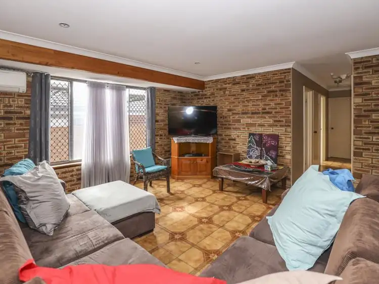 Second view of Homely house listing, 25 Leicester Square, Alexander Heights WA 6064