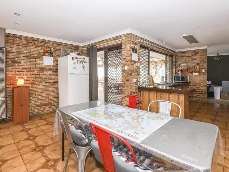 Fifth view of Homely house listing, 25 Leicester Square, Alexander Heights WA 6064