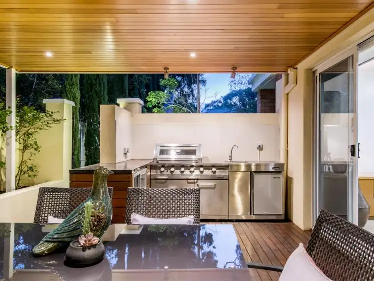 3/8 Wingfield Avenue, Crawley WA 6009