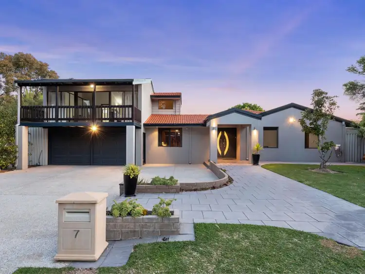 7 Mica Court, Carine WA 6020