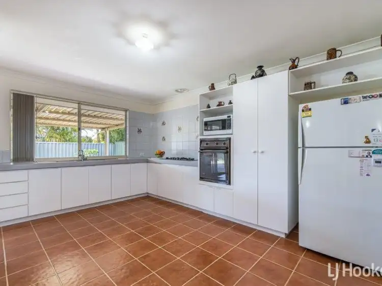 Fourth view of Homely house listing, 27 Aster Court, Thornlie WA 6108