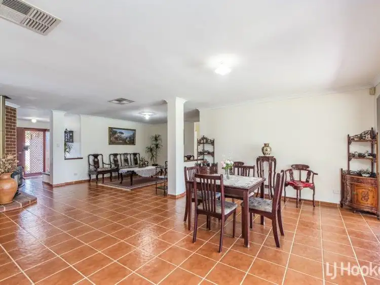Sixth view of Homely house listing, 27 Aster Court, Thornlie WA 6108