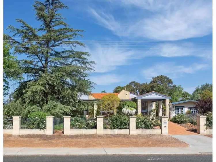 35 Bailey Road, Lesmurdie WA 6076