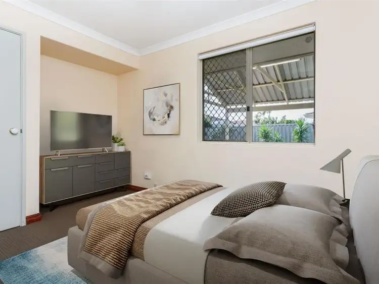 Fifth view of Homely house listing, 70 Molloy Circuit, Atwell WA 6164