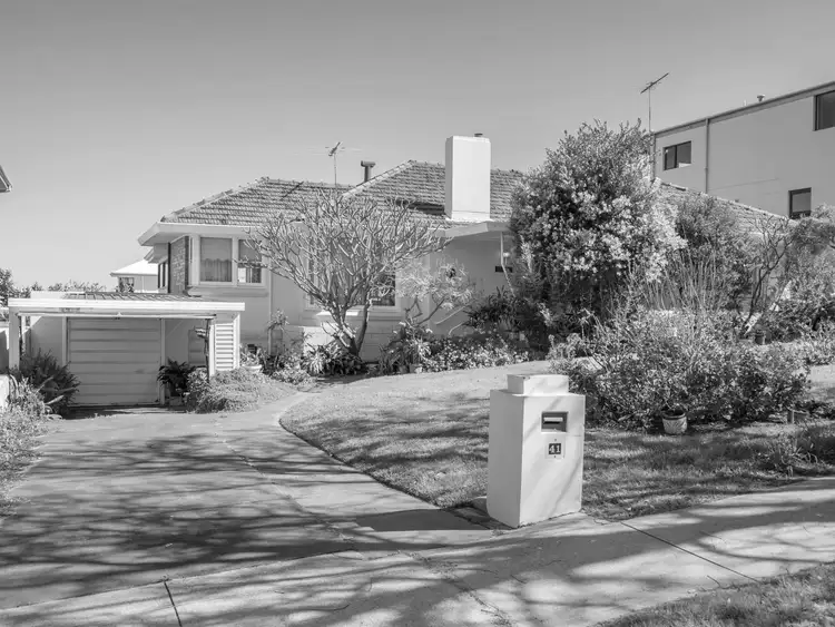 41 Queenscliffe Road, Doubleview WA 6018