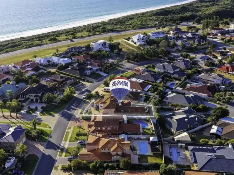 Fourth view of Homely house listing, 118 Castlecrag Drive, Kallaroo WA 6025