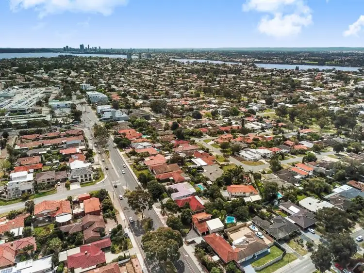 Fifth view of Homely house listing, 190 Riseley St, Booragoon WA 6154