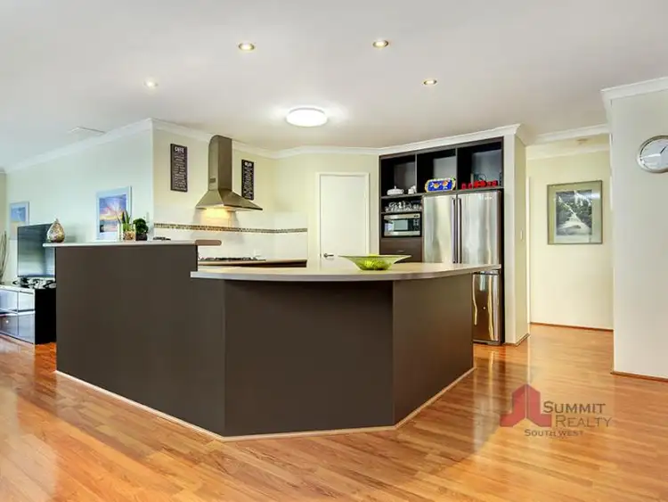 Sixth view of Homely house listing, 3 Diamond Link, Australind WA 6233